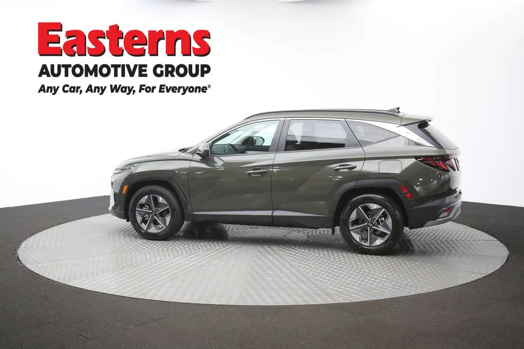 Used 2026 Green Hyundai SEL image 61