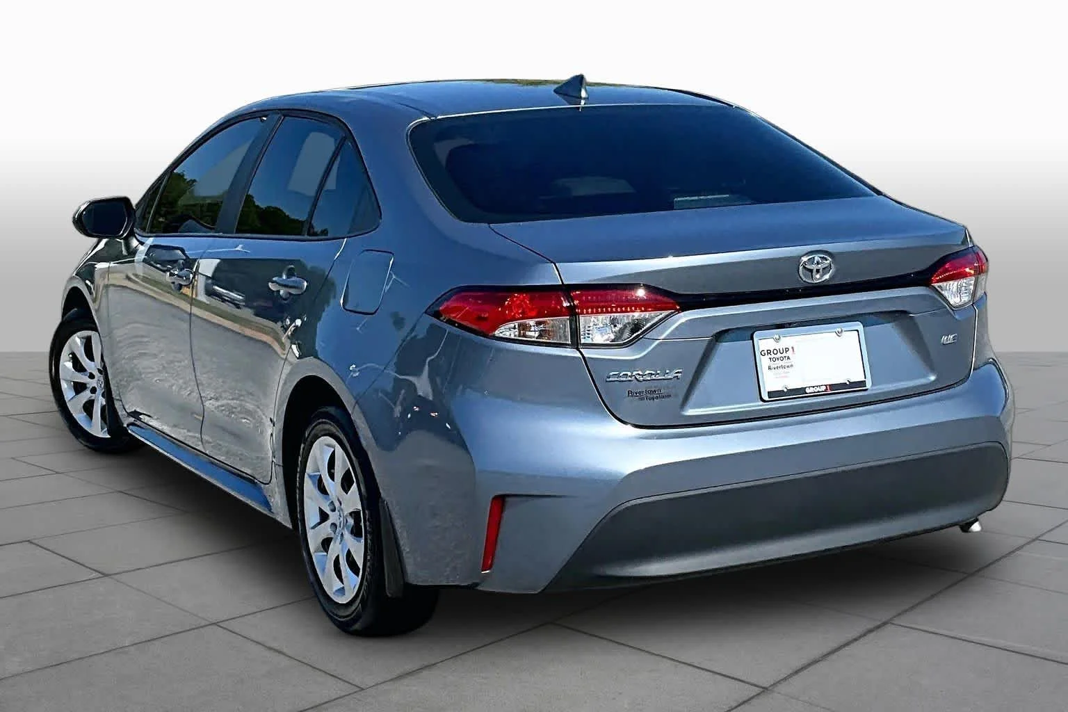 Used 2025 Celestite Toyota LE image 11