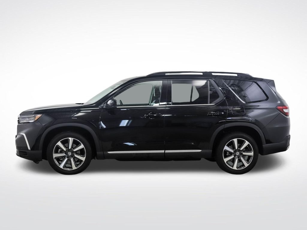 Used 2025 Honda Pilot Elite with VIN 5FNYG1H84SB132665 for sale in Minneapolis, Minnesota