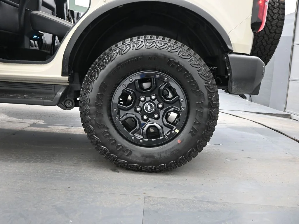 New 2026 Desert Sand Ford Outer Banks image 20