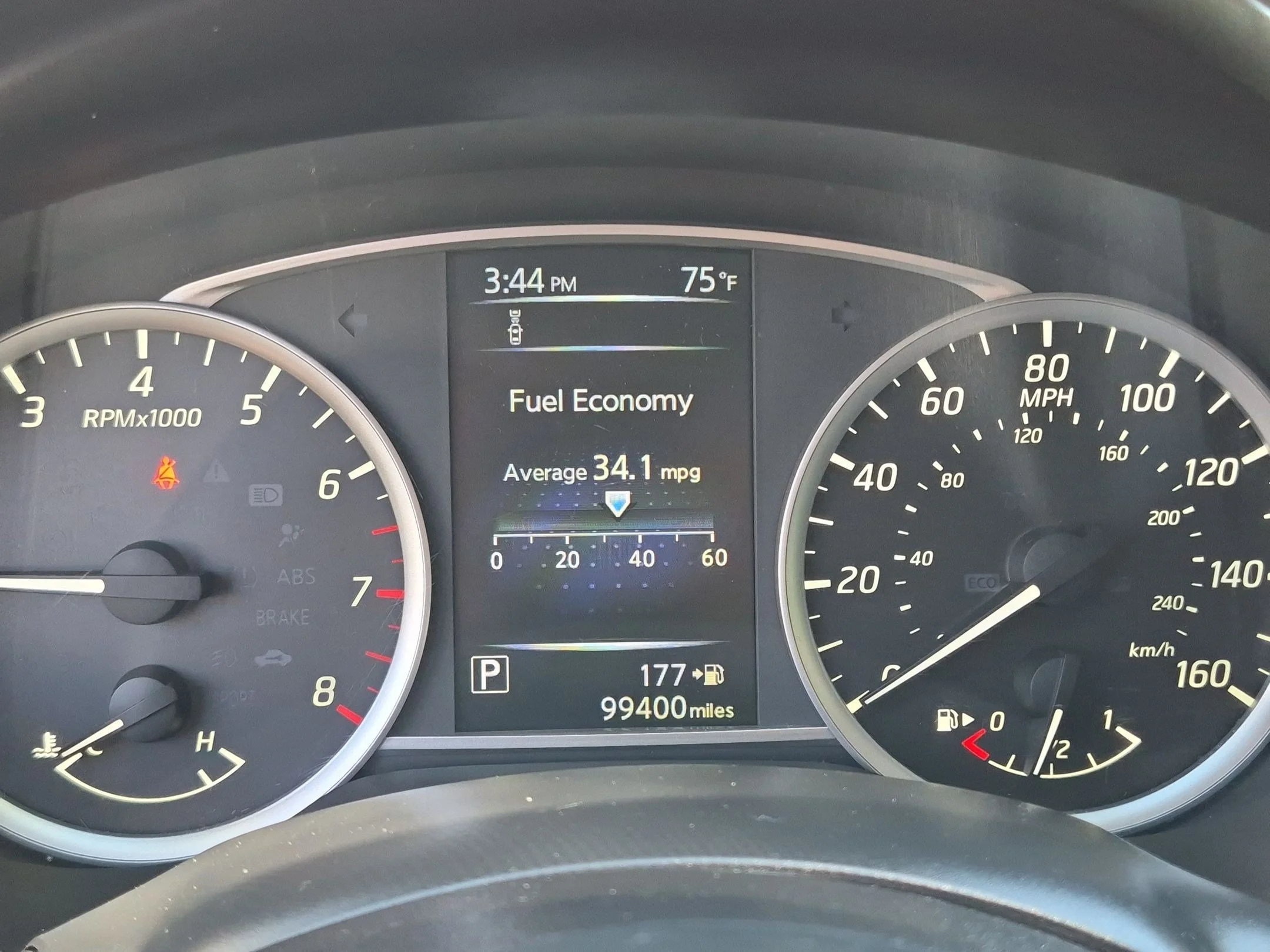 Used 2018 Brilliant Silver Nissan S image 15