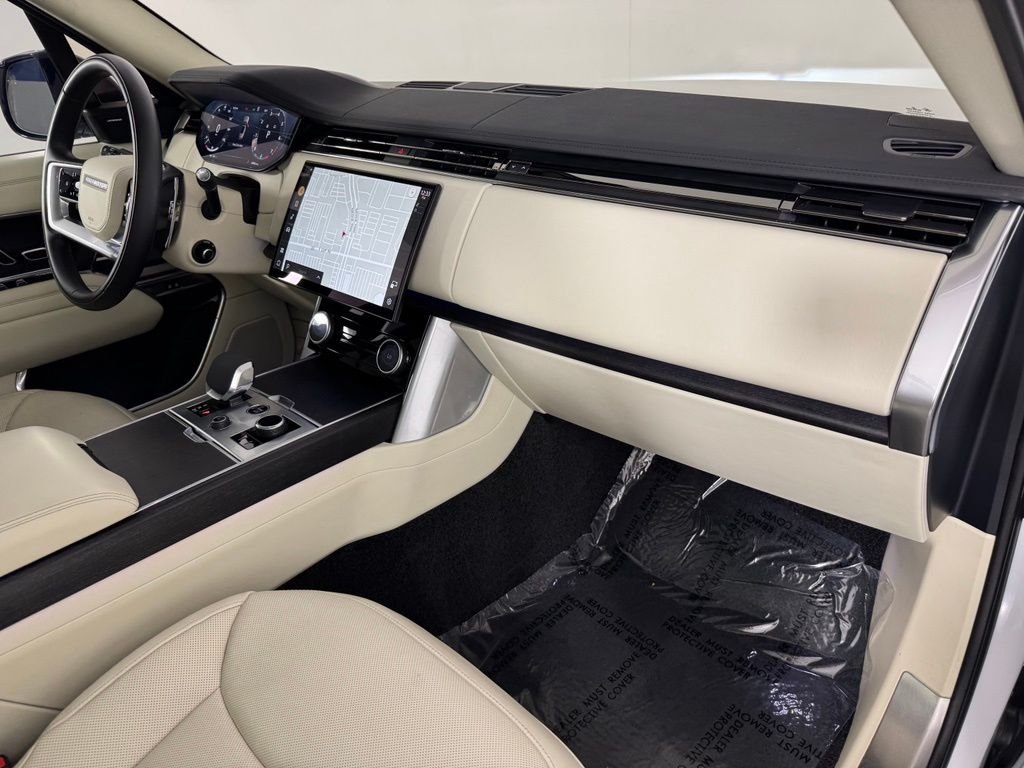 Certified Used 2023 Ostuni White Pearl Land Rover SE image 39
