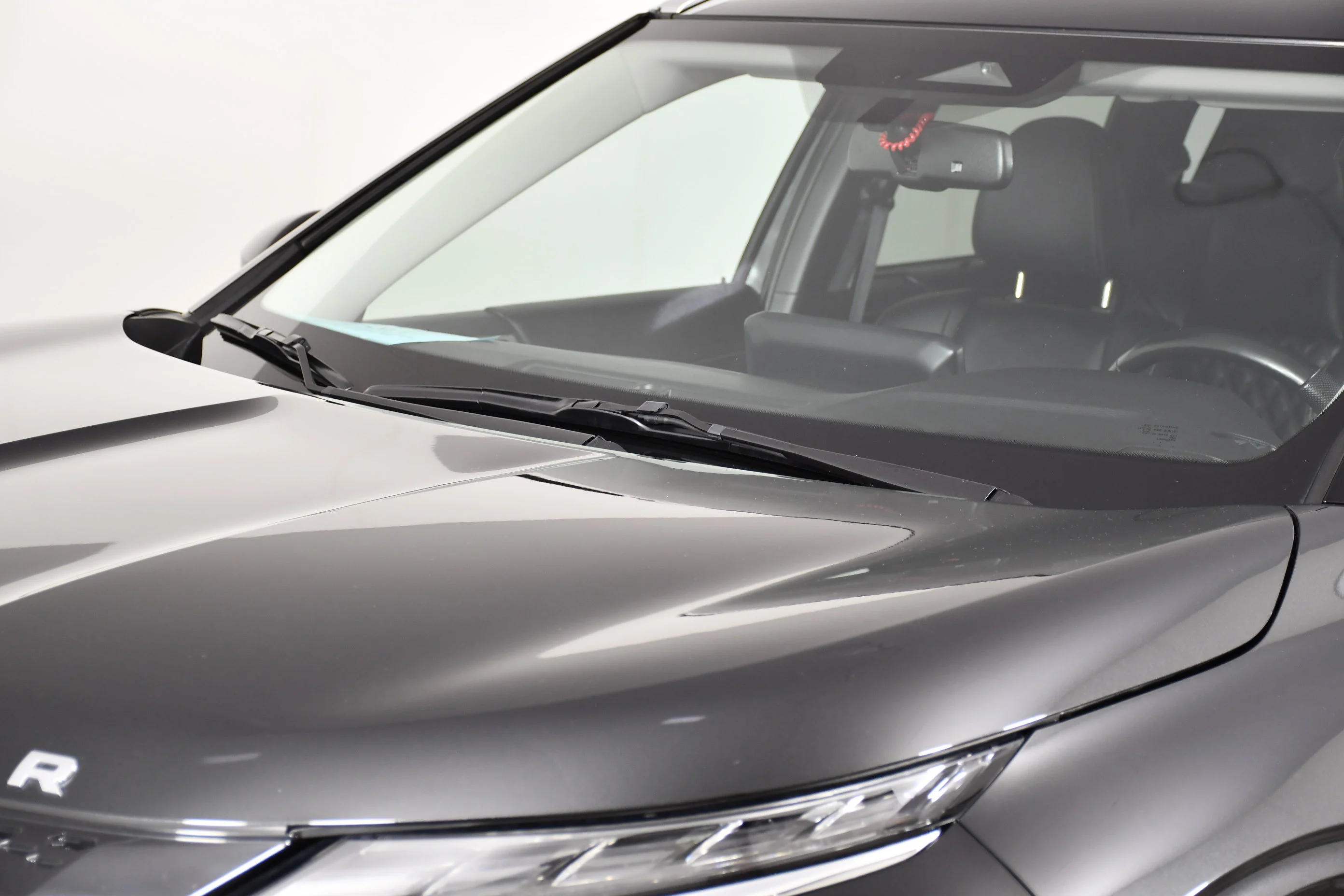 Certified Used 2024 Black Diamond Mitsubishi SEL image 12