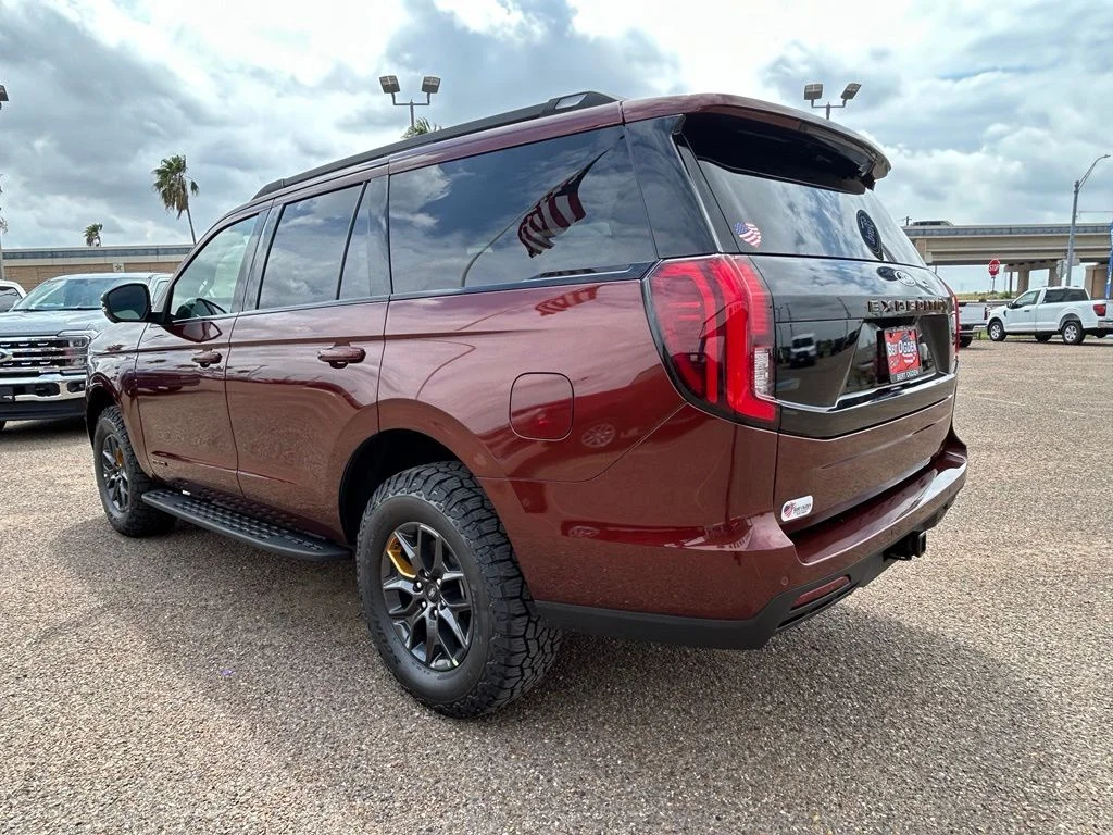 New 2027 Bronze Fire Metallic Tinted Clearcoat Ford Tremor® image 5