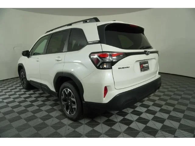 New 2026 CRYSTAL WHITE PEARL Subaru Premium image 5