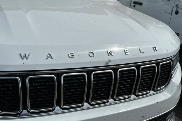 Used 2024 White Jeep Series II image 9