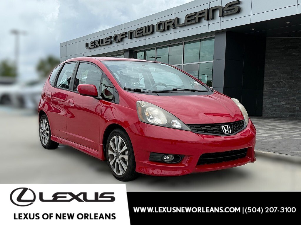 Used 2012 Milano Red Honda Sport image 1