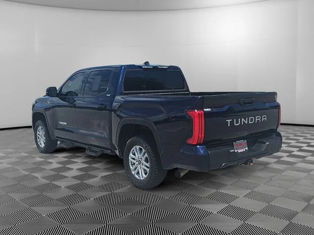 Used 2023  Toyota SR5 image 3