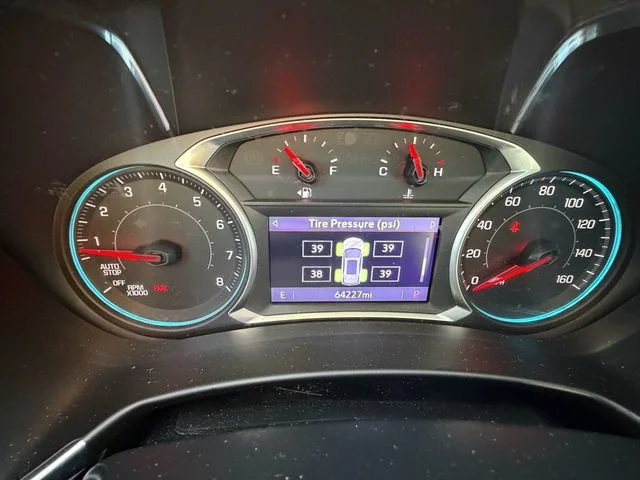 Used 2020 Red Chevrolet Premier image 19