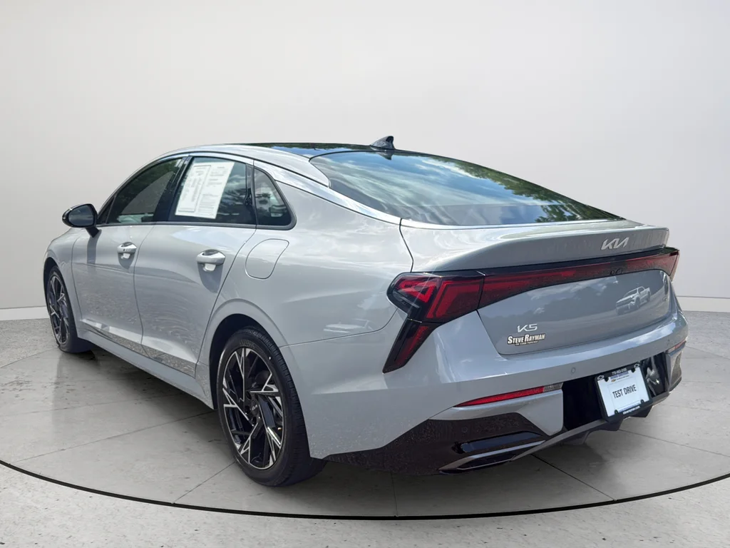 2025 Kia K5 GT-Line - Photo 9