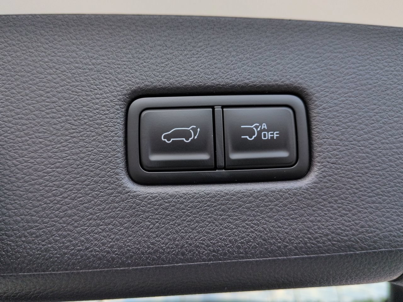 New 2027 Snow White Pearl Kia SX Prestige image 15