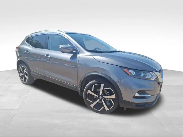 2022 Nissan Rogue Sport SL