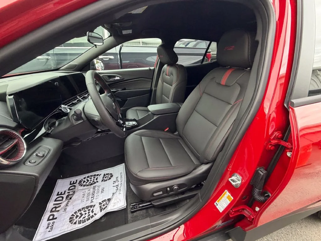 2026 Chevrolet Trax RS - Photo 8
