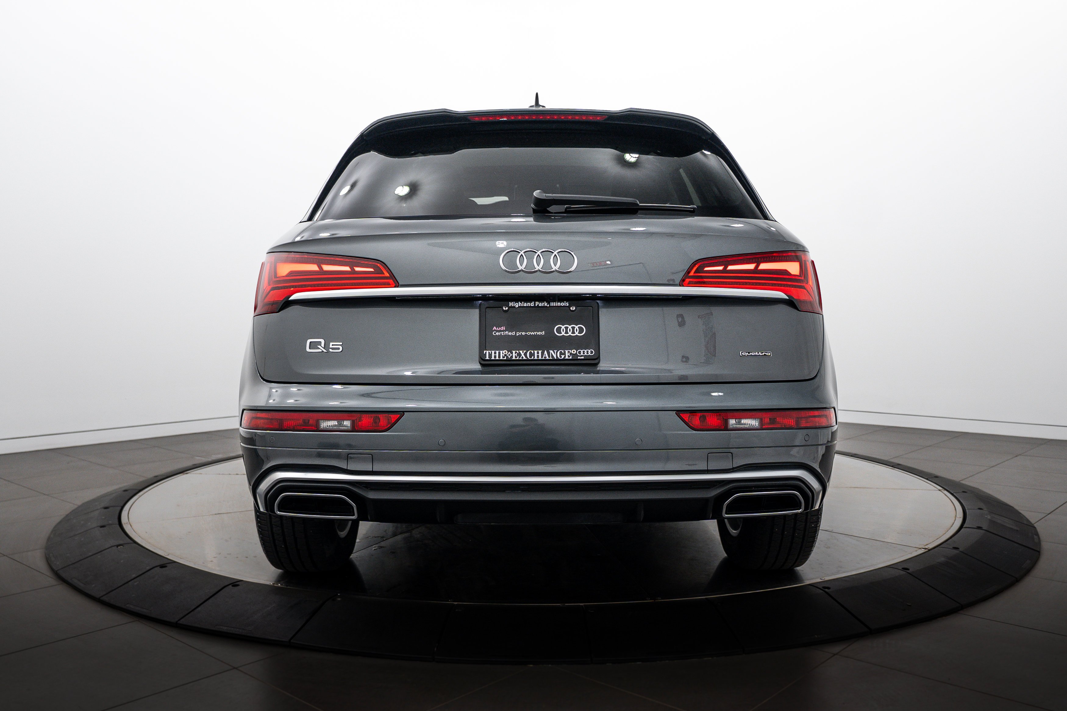 Certified Used 2023 Daytona Gray Pearl Effect Audi S line Premium image 22