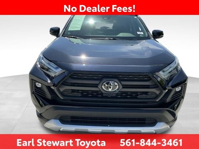 Used 2024  Toyota Adventure image 10