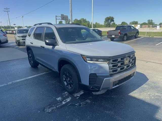 New 2026 Sonic Gray Pearl Honda TrailSport image 3