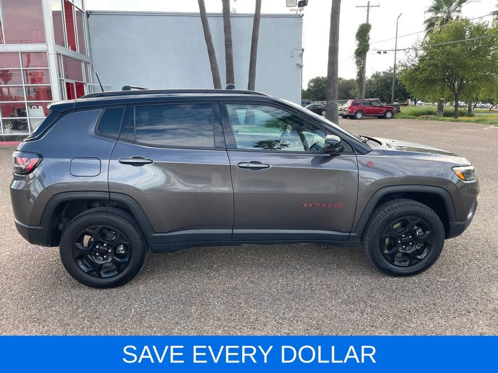 Used 2023 Gray Jeep Trailhawk image 9