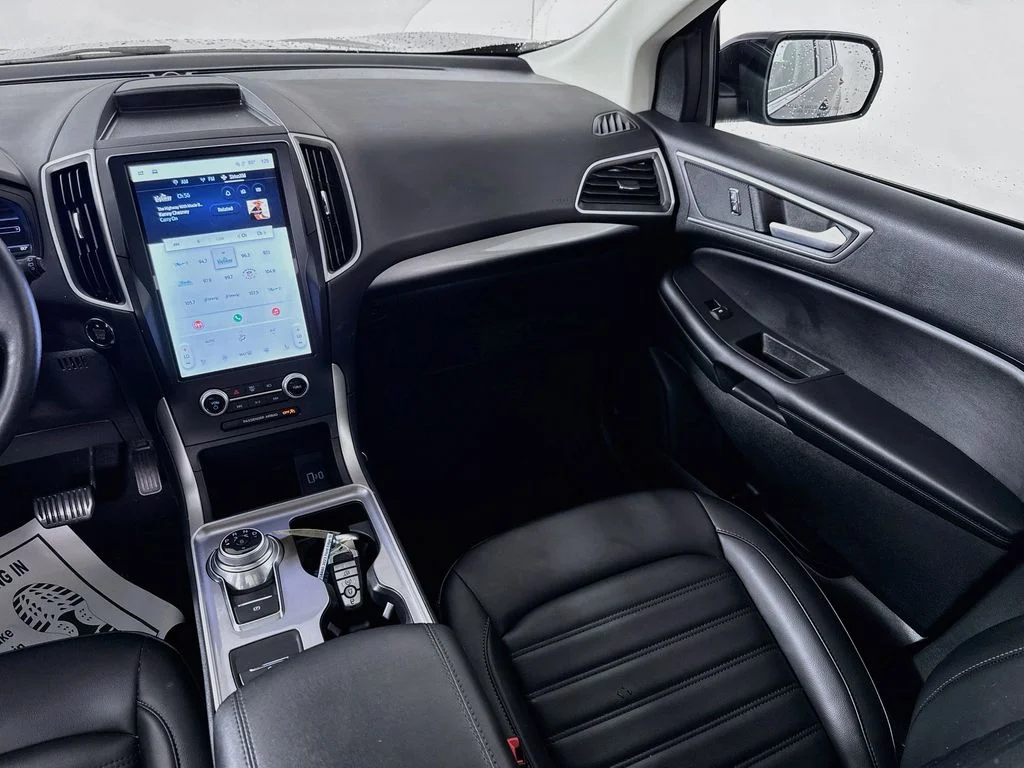Used 2023 Agate Black Metallic Ford SEL image 23