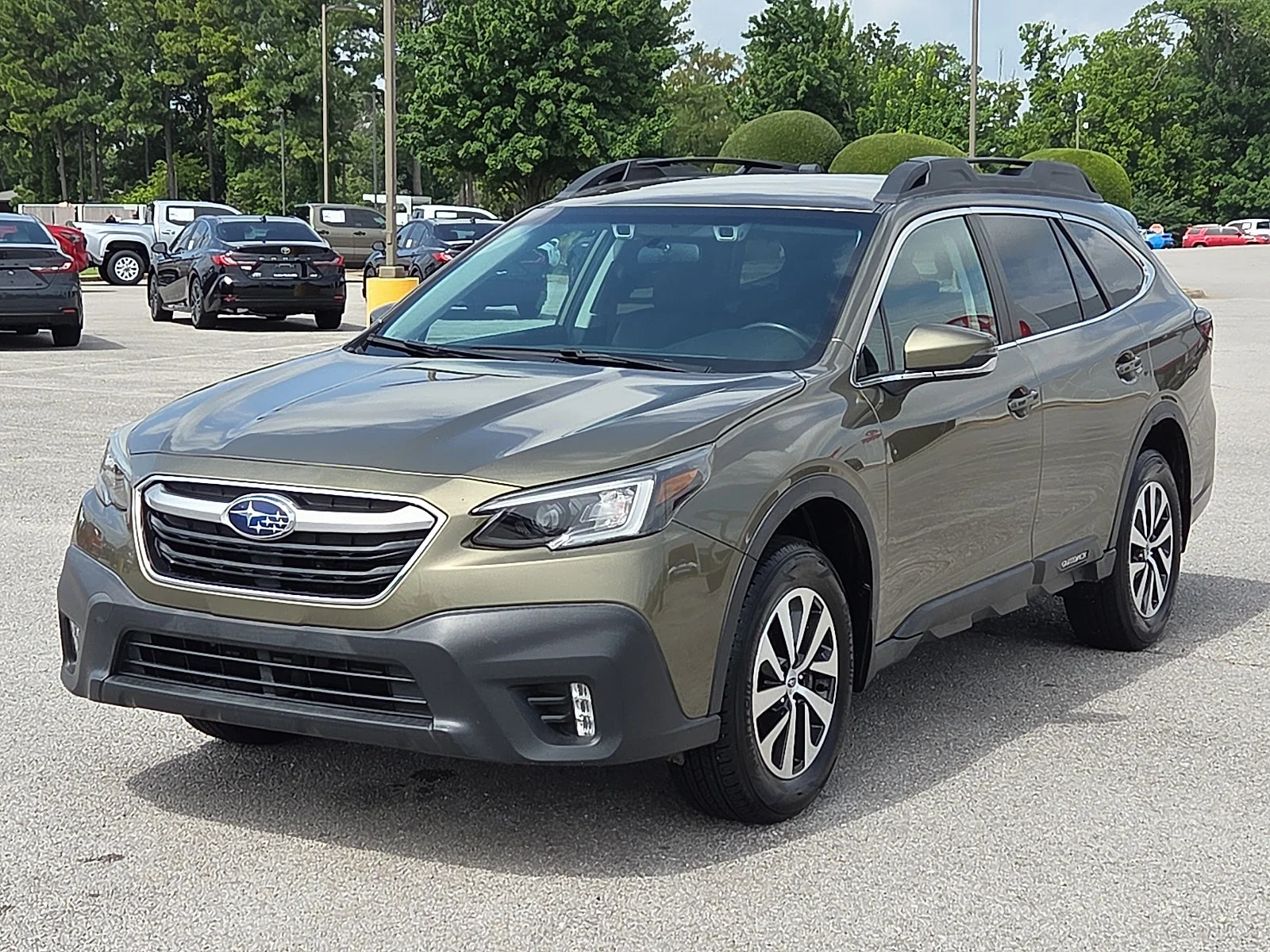 Used 2020 Autumn Green Metallic Subaru Premium image 2