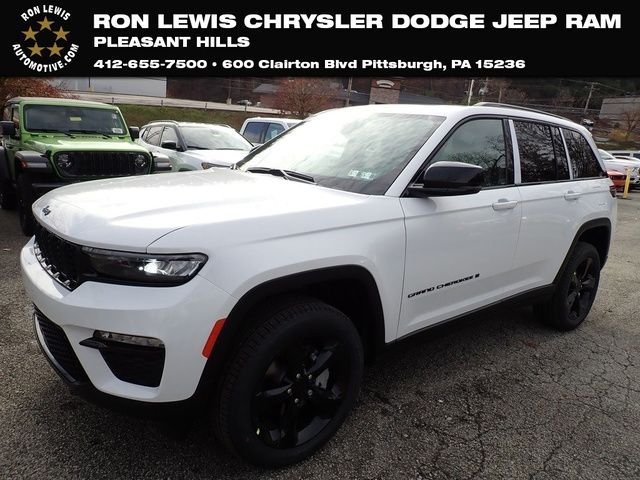 New 2025 Bright White Clear-Coat Exterior Paint Jeep Limited image 1