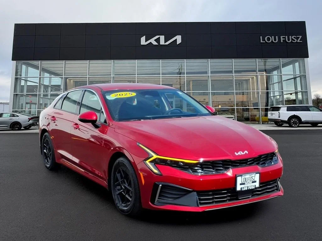 2025 Kia Optima LXS FWD's photo