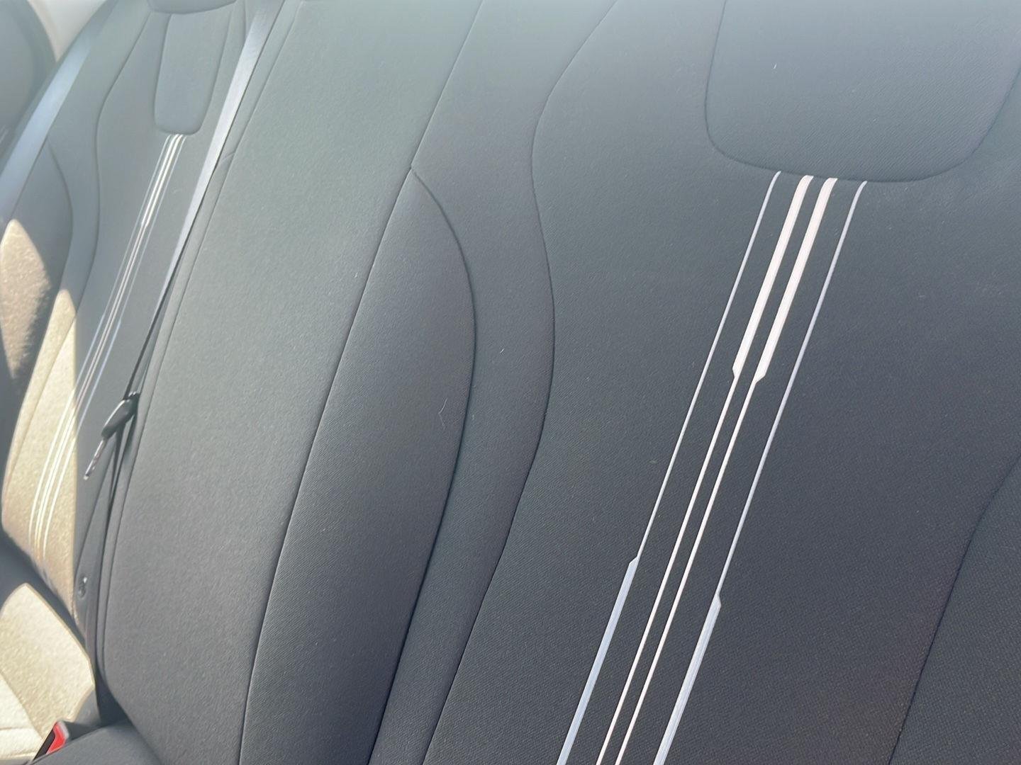Used 2024 Amazon Gray Hyundai SEL image 19