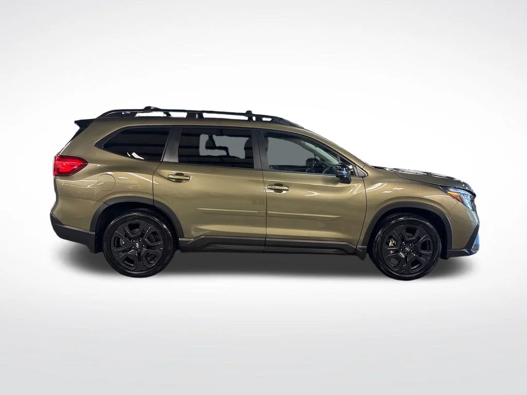 Used 2023 Brown Subaru Onyx Edition image 7