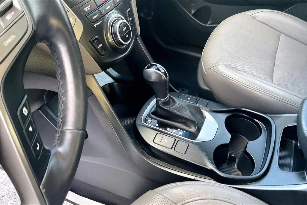 Used 2017 Black Hyundai 2.4 Base image 17