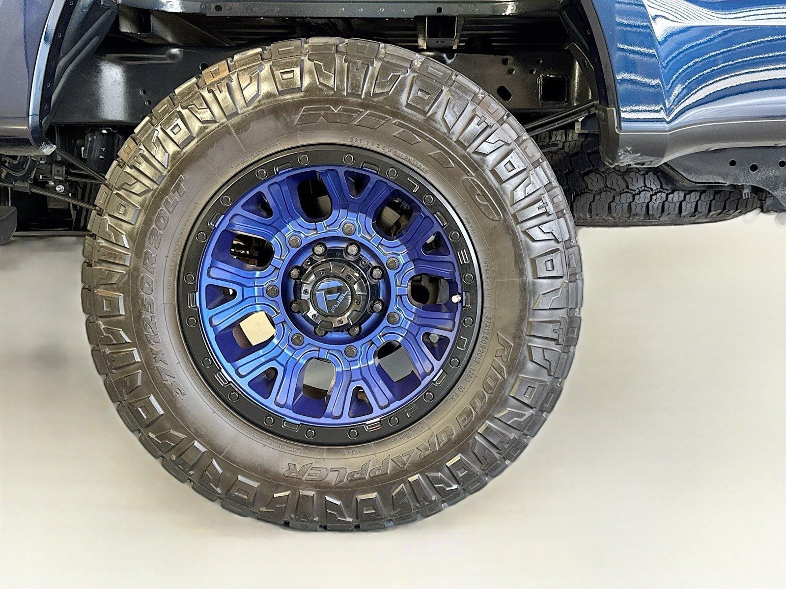 Used 2022 Antimatter Blue Metallic Ford LARIAT image 28
