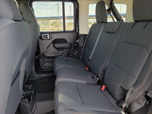 2026 Jeep Wrangler 4-Door Willys - Photo 8