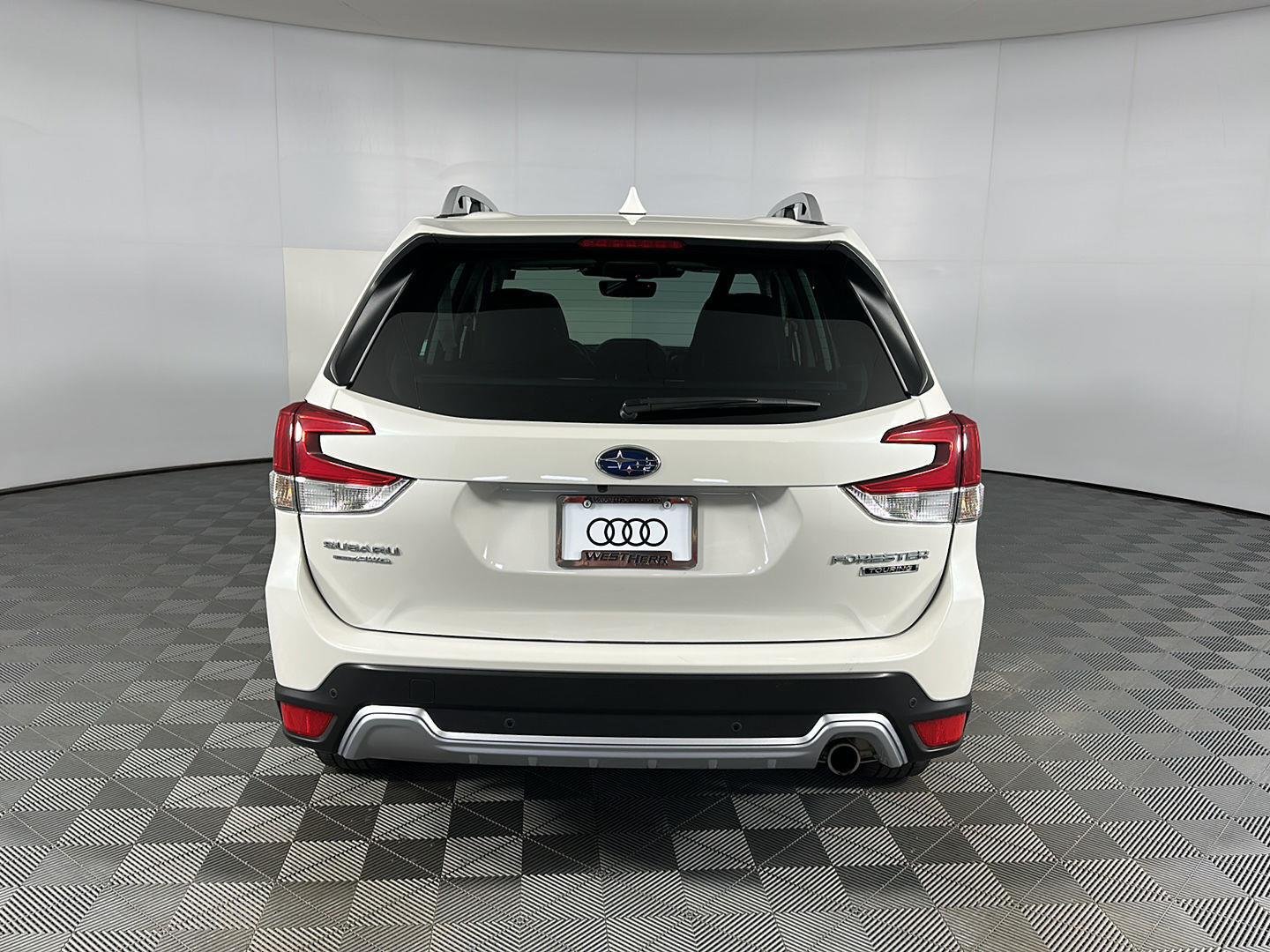 Used 2023 Crystal White Pearl Subaru Touring image 30