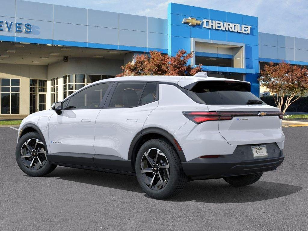 2026 Chevrolet Equinox EV LT photo 3