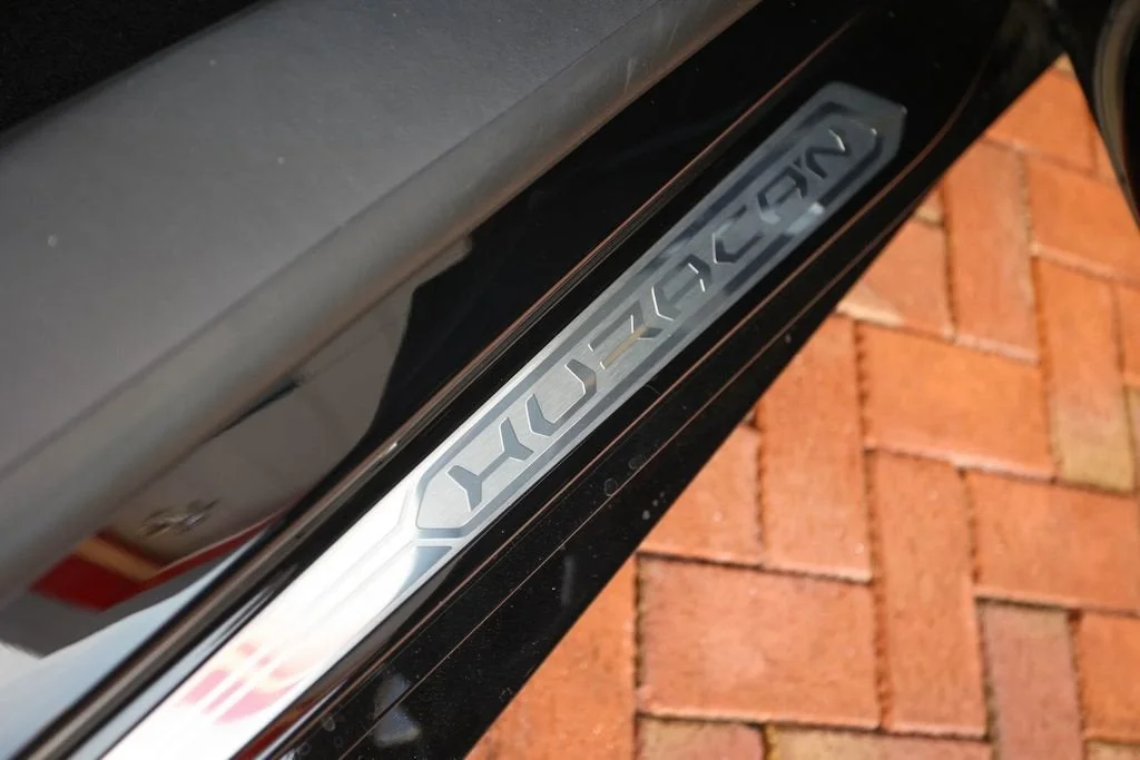 Used 2020 Nero Noctis Lamborghini Base image 56