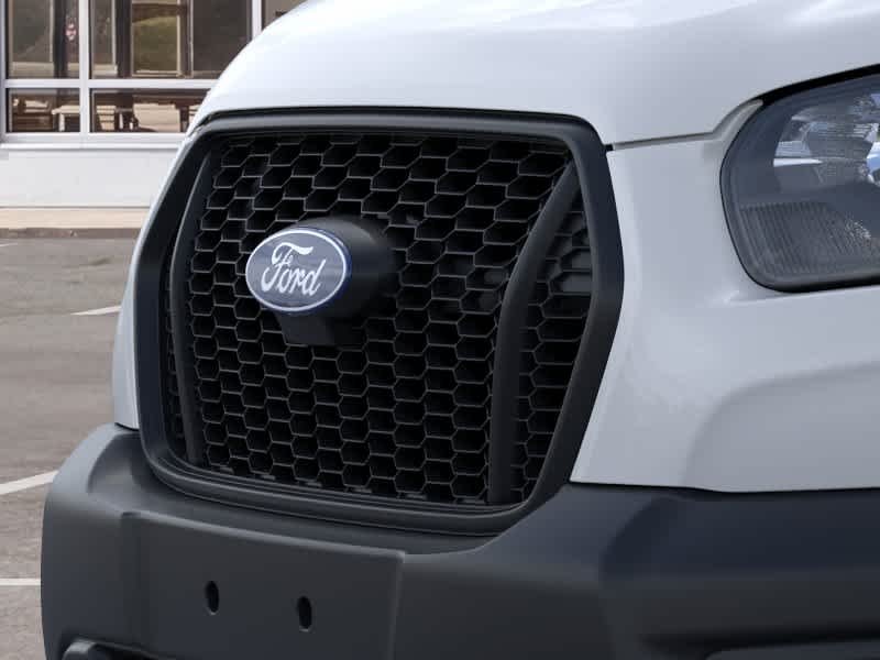 New 2026 Oxford White Ford  image 17