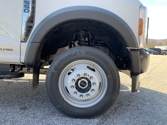 New 2026 White Ford XL image 5