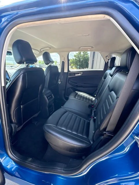 Used 2021 Blue Ford SEL image 16