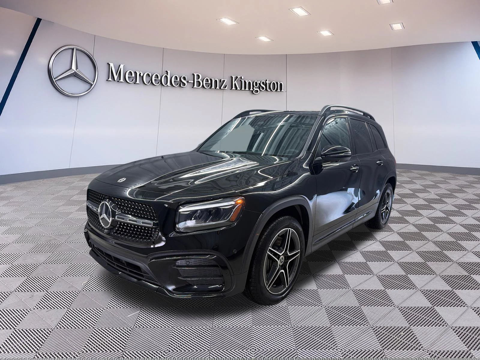 Used 2026 Black Mercedes-Benz GLB 250 image 8