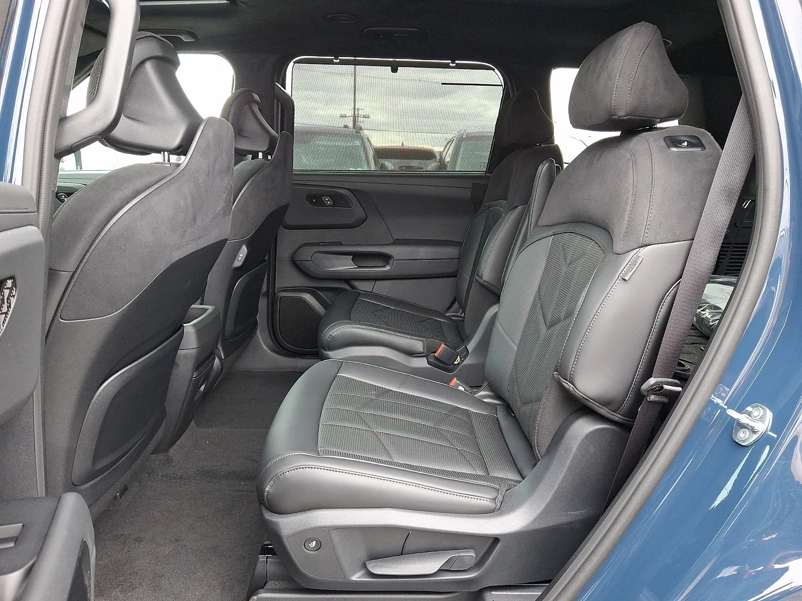 New 2027 Blue Kia X-Line SX Prestige image 9