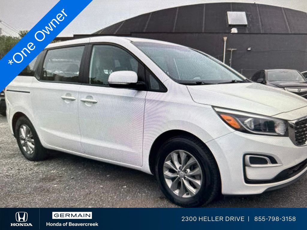 2019 Kia Sedona L's photo