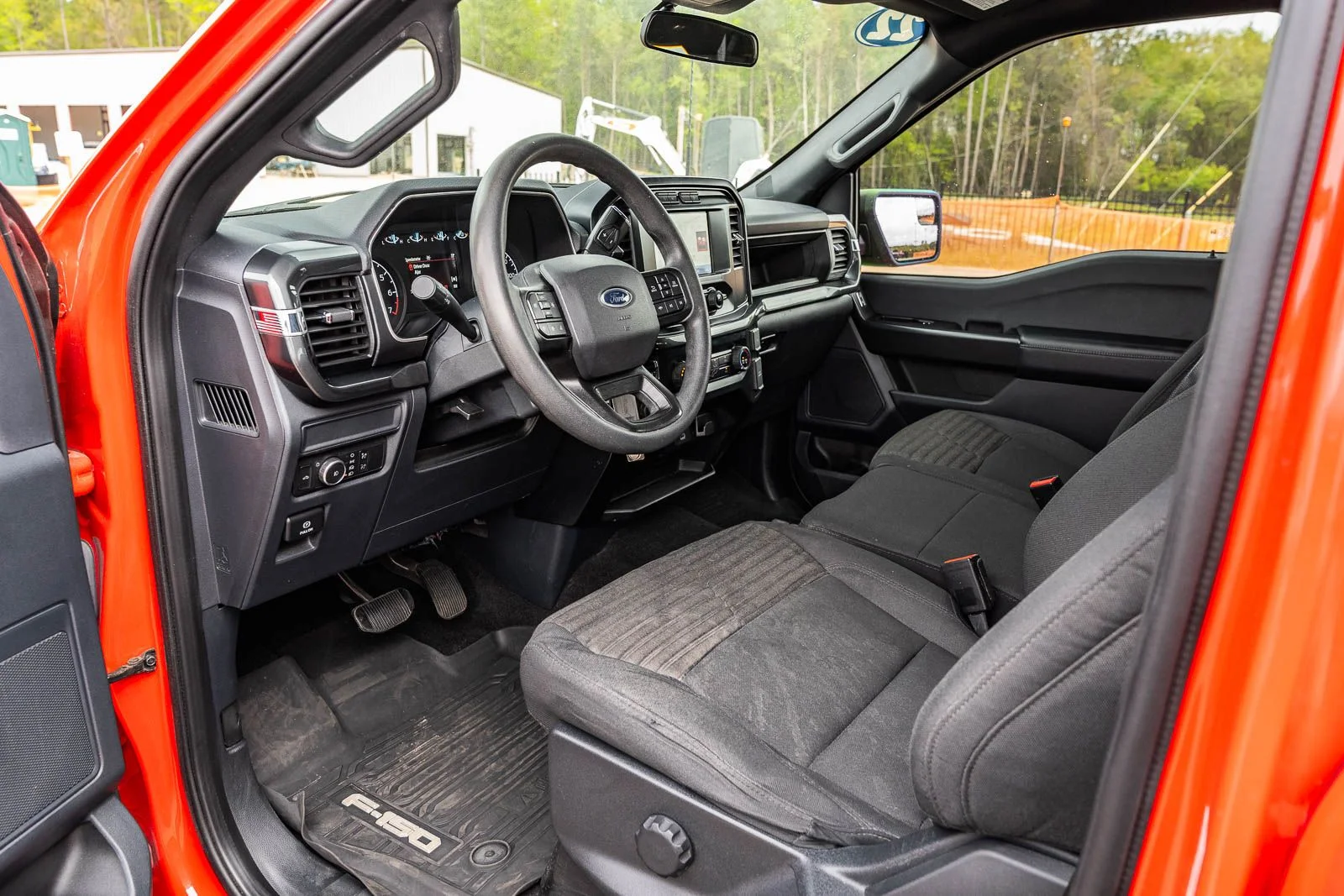 Used 2022 Red Ford XL image 17