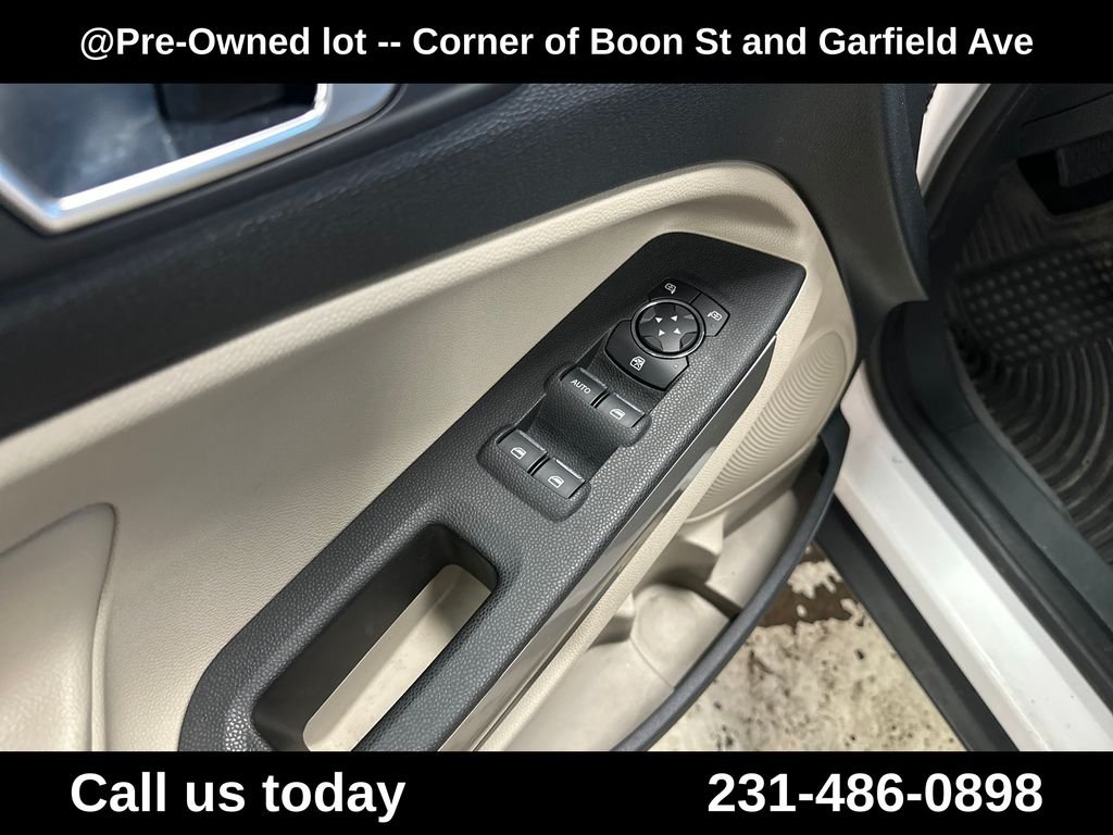 Used 2018 White Ford Titanium image 16