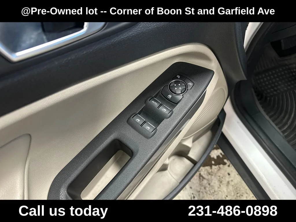 Used 2018 White Ford Titanium image 16