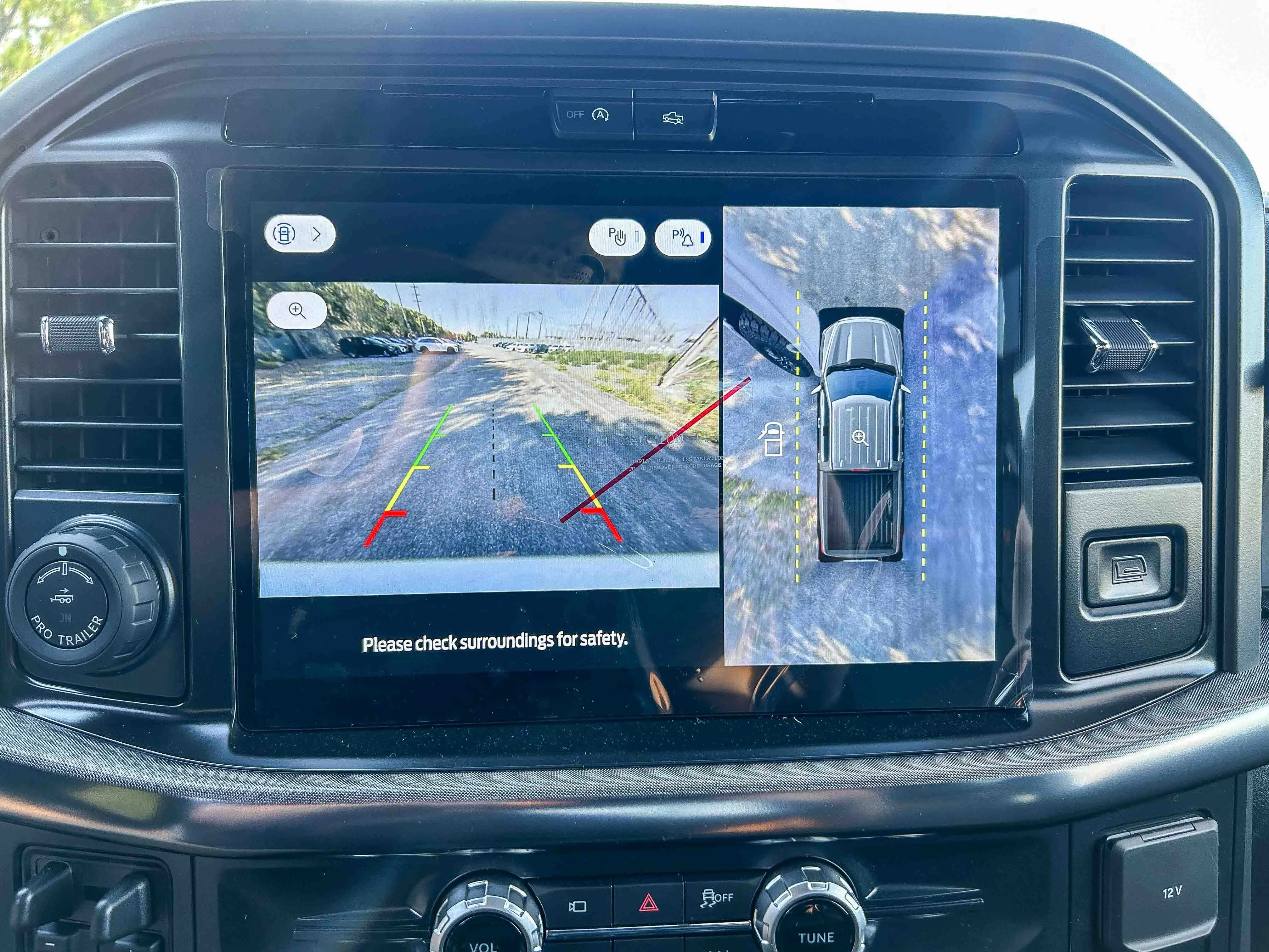 New 2026 Oxford White Ford Tremor® image 26