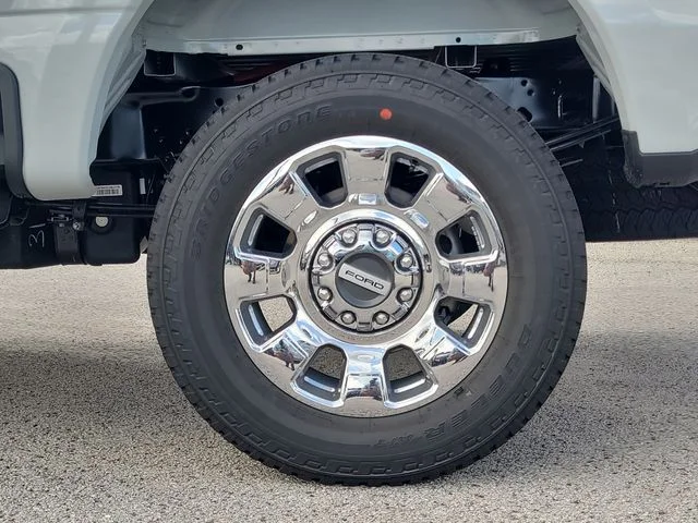New 2026 Avalanche Ford Lariat image 8