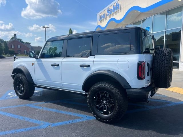 Used 2026 Oxford White Ford Badlands image 10