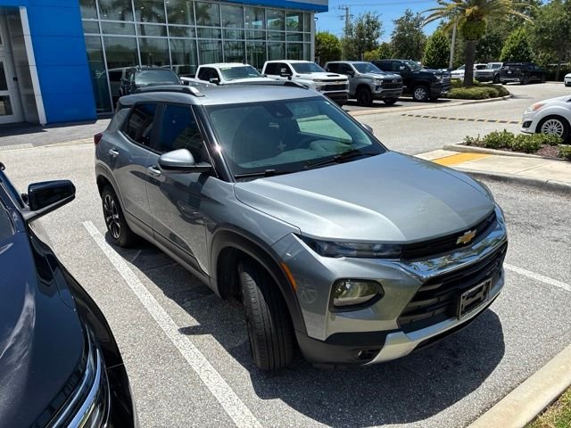 Used 2023 Gray Chevrolet LT image 3