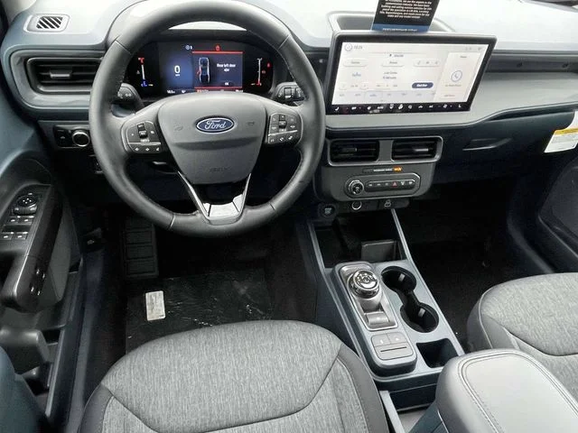 New 2026 Space White Metallic Ford XLT image 4
