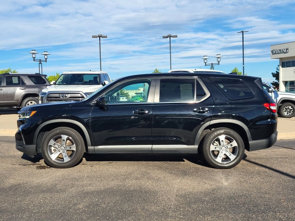 Used 2024 Black Honda EX-L image 6