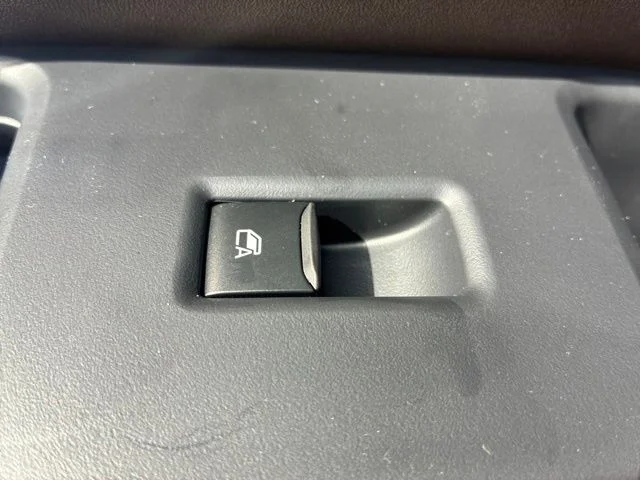 New 2027 Glacier Gray Metallic Tri-Coat Ford King Ranch® image 22