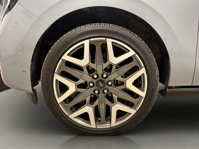 Used 2025 Gray Ford Platinum image 25